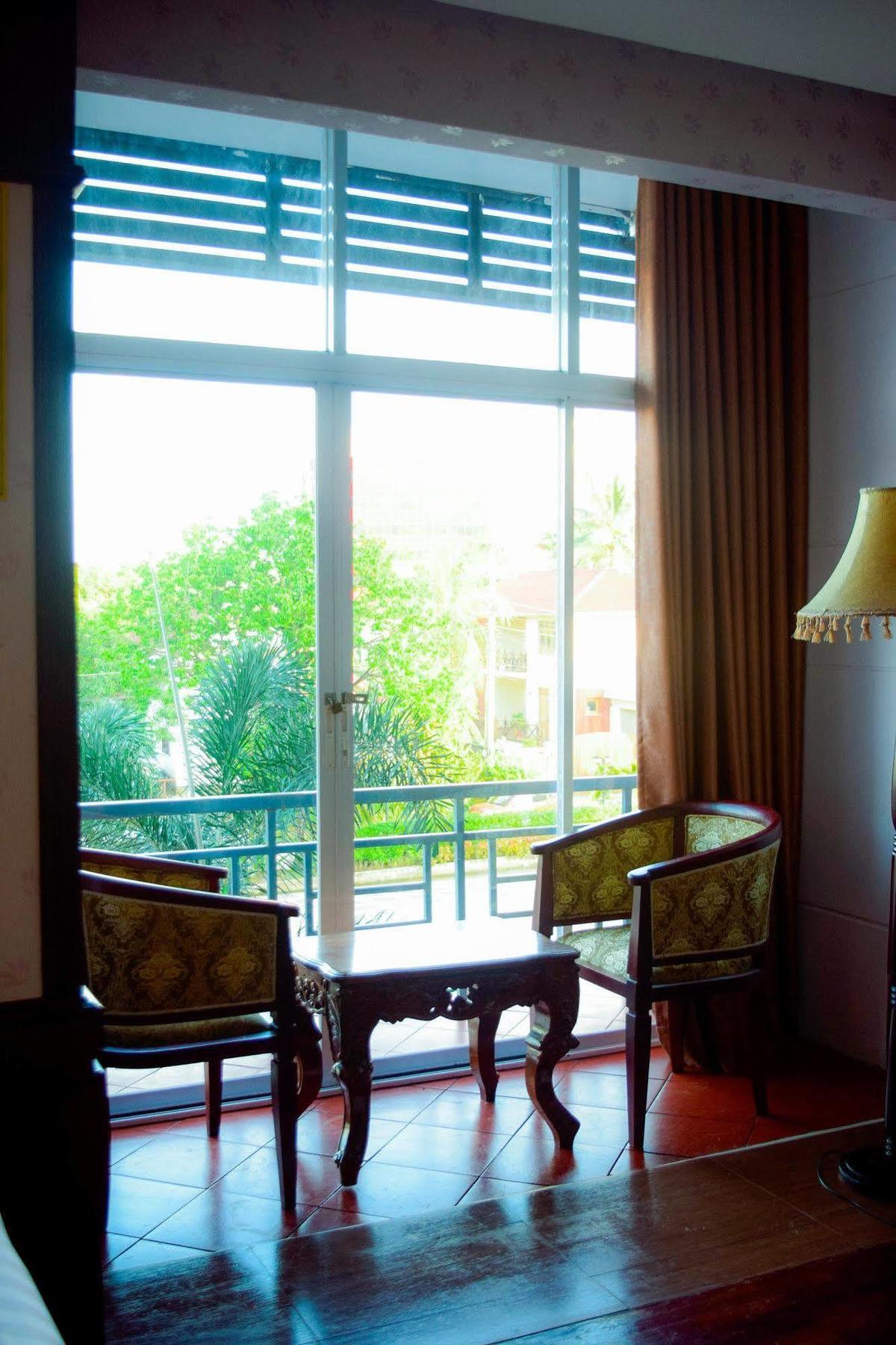 Vientiane Golden Sun Hotel Exterior foto